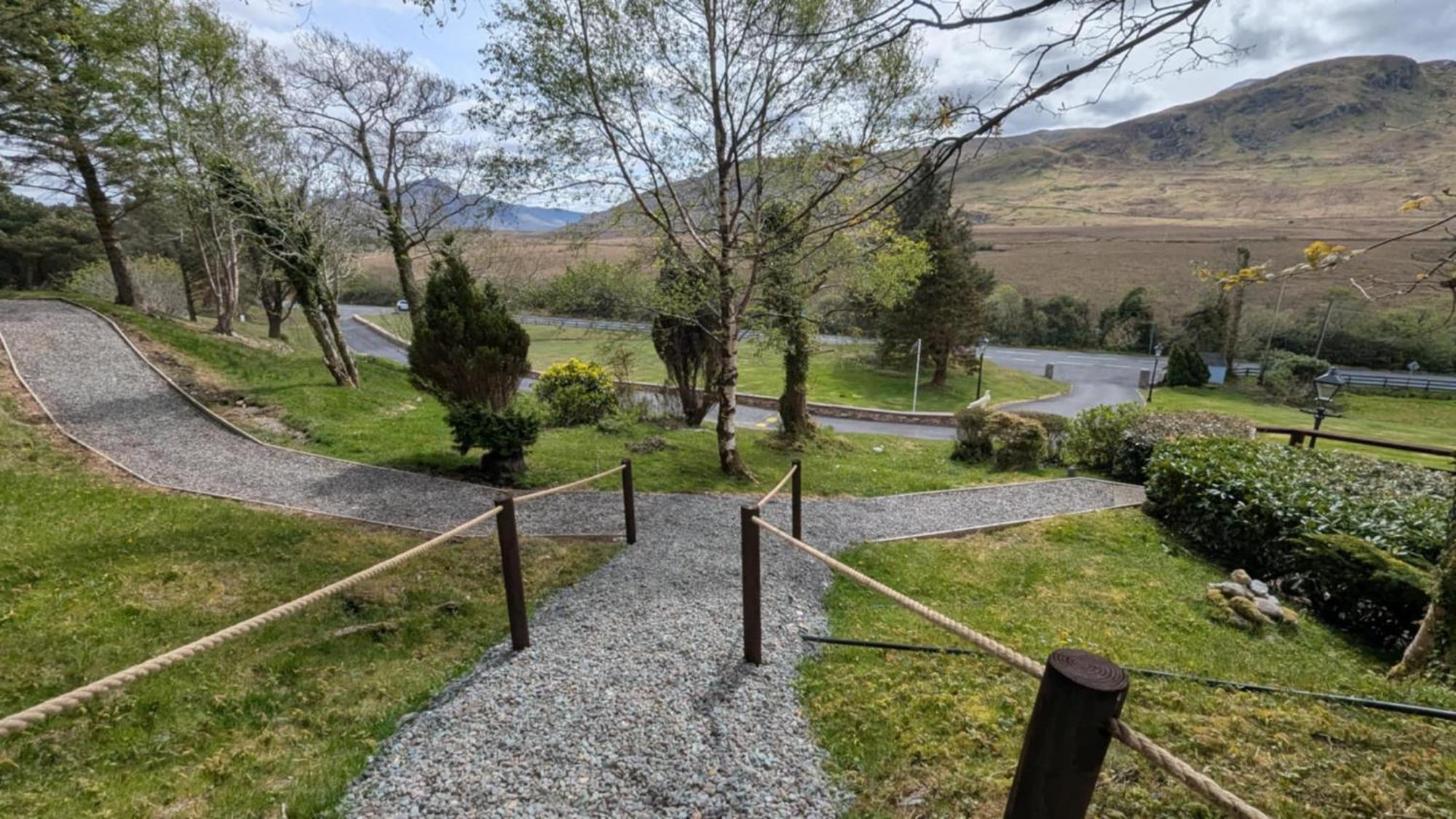 Kylemore Pass Hotel Леттерфрак Экстерьер фото